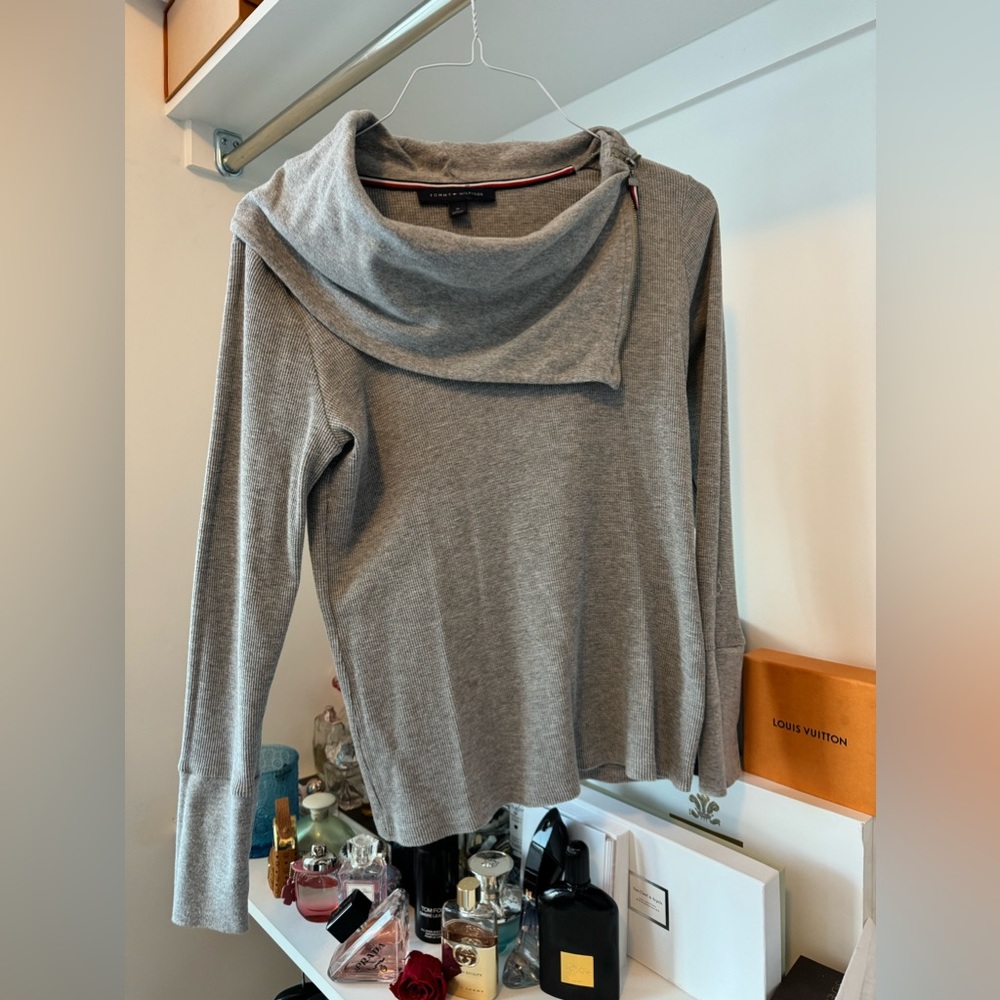 Tommy Sweater